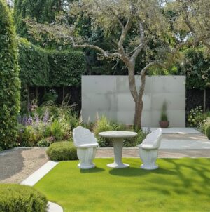 Garden Furniture 184 185