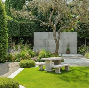 Garden Furniture 284 285