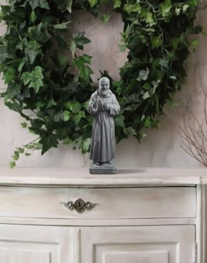 Ornamental Religion 654